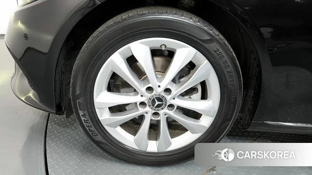 Mercedes-Benz C-Class W205 id 3893927 из Кореи 15