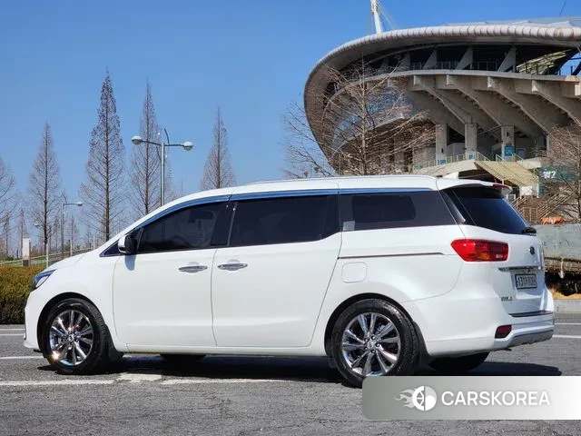 Kia The New Carnival id 3732881 из Кореи 15