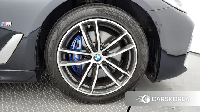 BMW 5 Series (G30) id 3053358 из Кореи 15