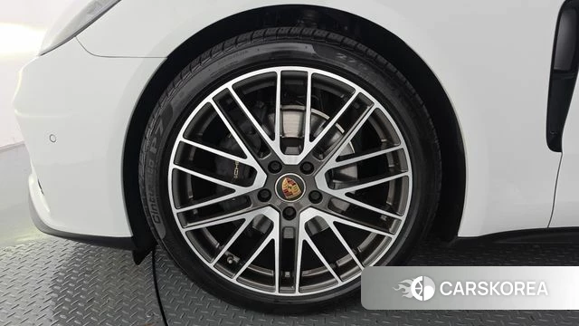 Porsche Panamera (971) id 4855191 из Кореи 35