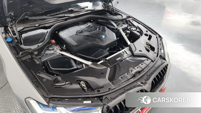 BMW 5 Series (G30) id 3600019 из Кореи 15