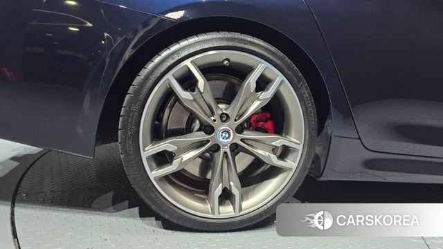BMW 5 Series (G30) id 4579574 из Кореи 15
