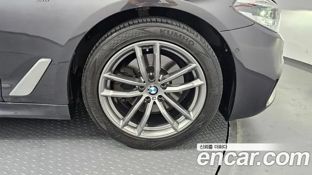 BMW 5 Series (G30) id 2797165 из Кореи 15