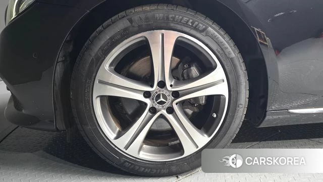 Mercedes-Benz E-Class W213 id 4563433 из Кореи 25