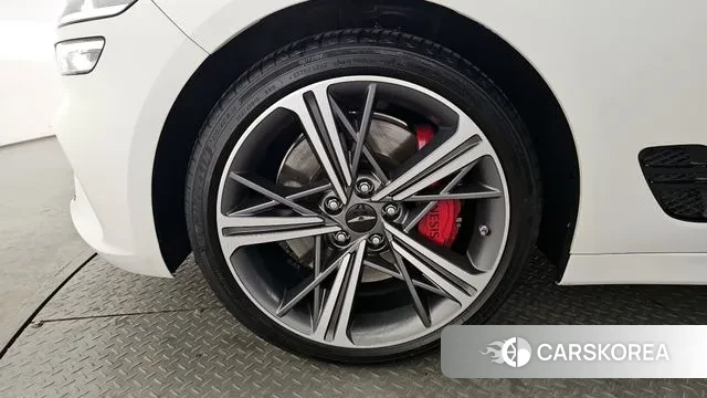 Genesis The New G70 id 3716190 из Кореи 15