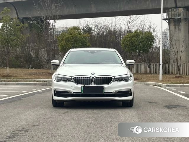 BMW 5 series PHEV id 4209456 из Китая 17