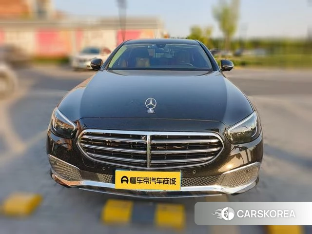 Mercedes-Benz E-class 2023 Черный из Китая, фото 5