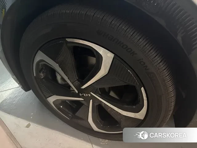 Kia EV6 id 3522493 из Кореи 8