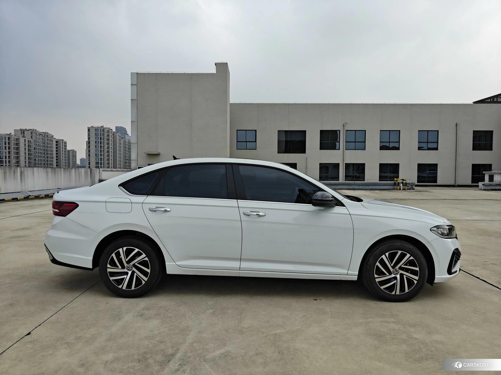 Volkswagen Lavida id 4453952 из Китая 13