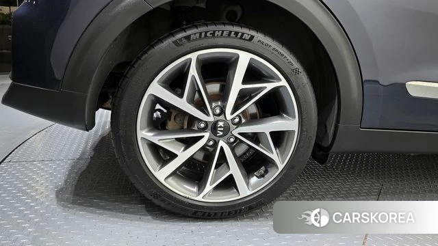 Kia The New Niro id 4020128 из Кореи 15