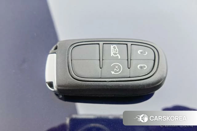 Jeep Free light id 4212856 из Китая 19