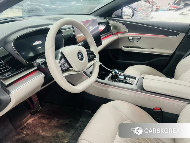 BYD Han DM 2024 Серебристо-серый из Китая, фото 6