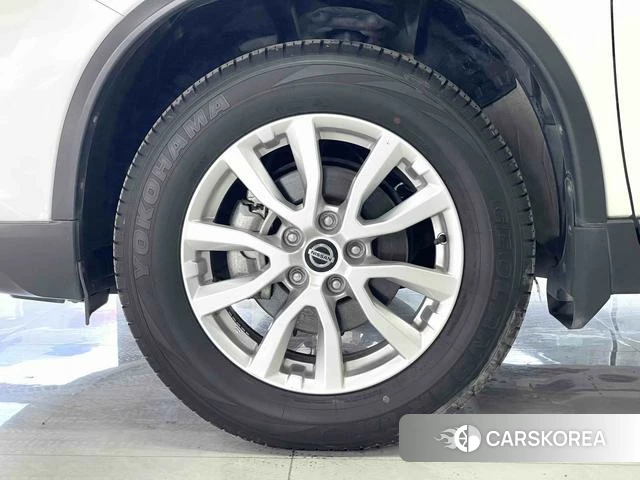 Nissan Qijun id 4213091 из Китая 15