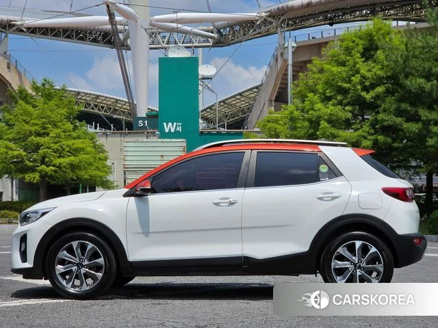 Kia Stonic id 4667536 из Кореи 15