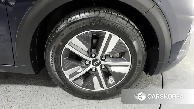 Kia The New Niro id 3578363 из Кореи 15