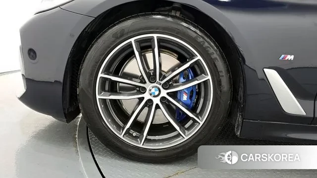 BMW 5 Series (G30) id 3053159 из Кореи 15