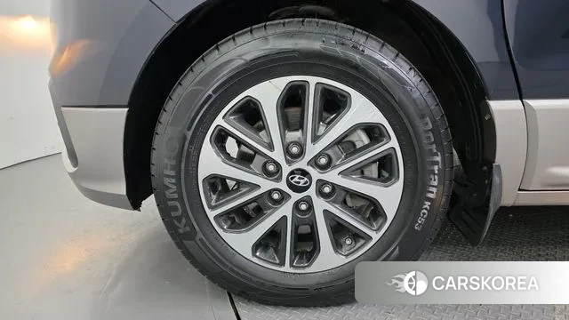 Hyundai The New Grand Starex id 3698163 из Кореи 15