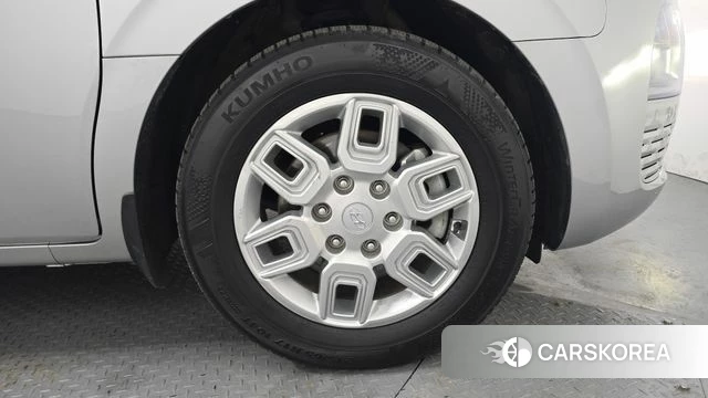 Hyundai Staria id 3818922 из Кореи 15