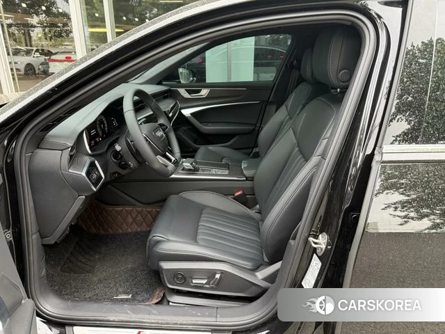 Audi A6L id 4278876 из Китая 10