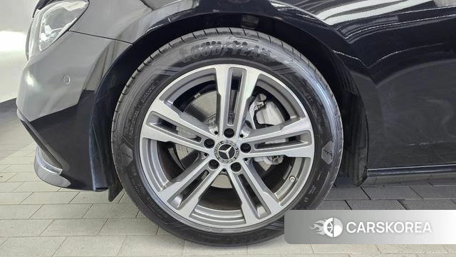 Mercedes-Benz E-Class W213 id 4201223 из Кореи 30