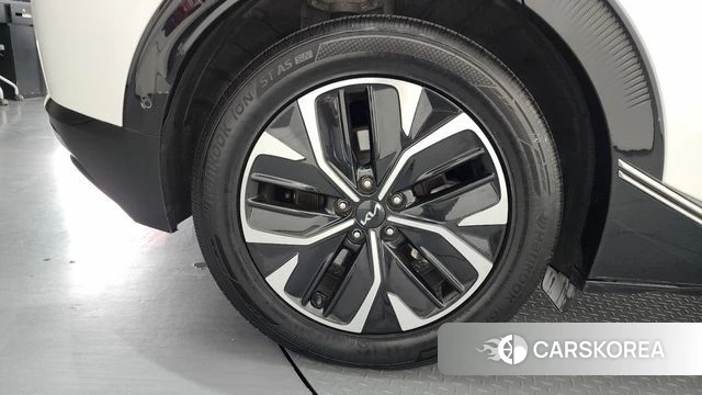 Kia EV6 id 4370150 из Кореи 25