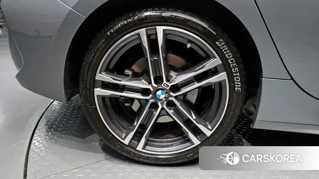 BMW 1 Series (F40) id 3016366 из Кореи 15