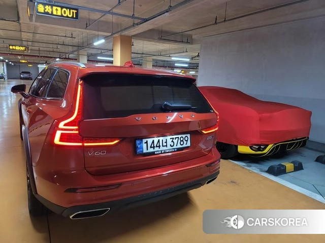 Volvo V60 Cross-Country 2nd Generation id 3832881 из Кореи 8