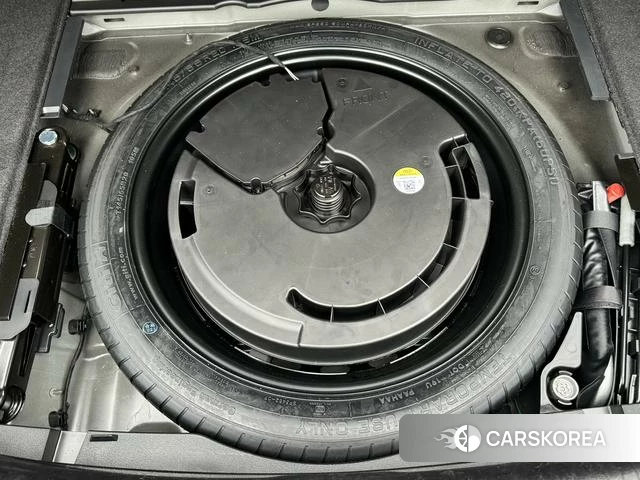 Audi A6L id 4328650 из Китая 11