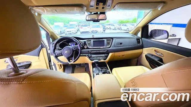 Kia The New Carnival id 2685195 из Кореи 15