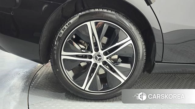 Mercedes-Benz A-Class W177 id 4686661 из Кореи 25