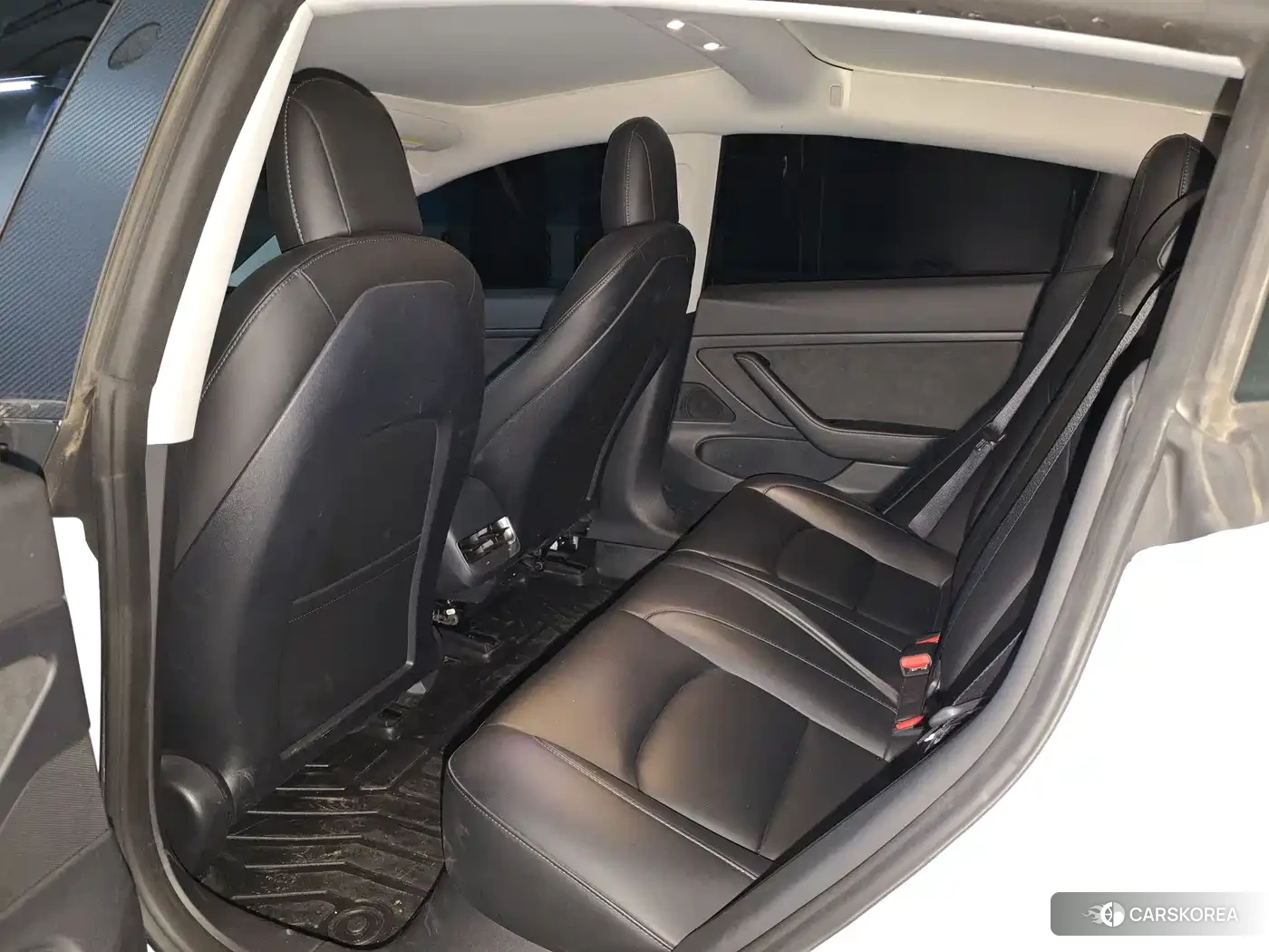 Tesla Model 3 2021 Белый из Китая, фото 5