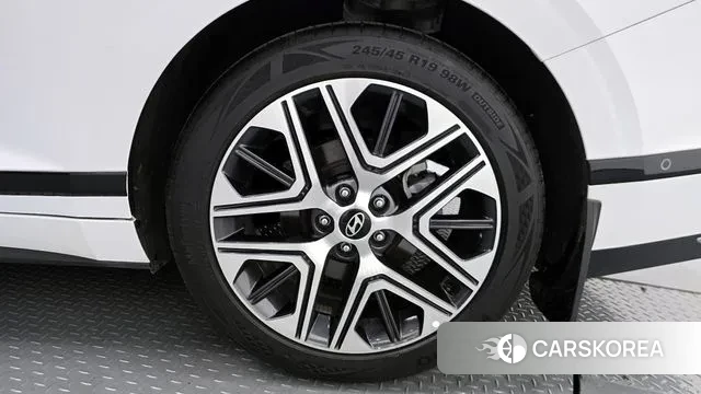 Hyundai Grandeur (GN7) id 3347373 из Кореи 15