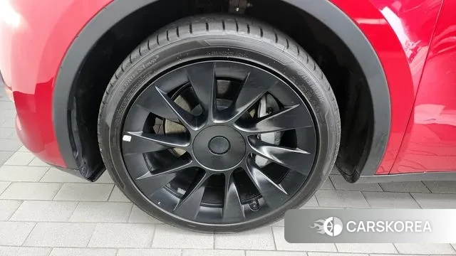 Tesla Model Y id 3212673 из Кореи 15