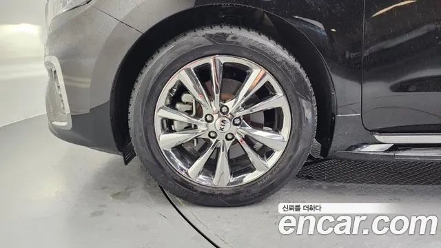 Kia The New Carnival id 2937050 из Кореи 15