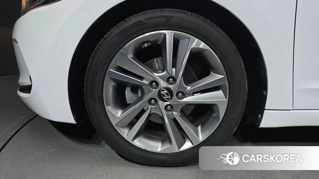 Hyundai Avante AD id 4430516 из Кореи 19