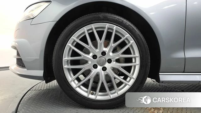 Audi New A6 id 4477550 из Кореи 31