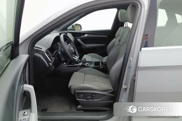 Audi Q5L Sportback id 4210702 из Китая 17