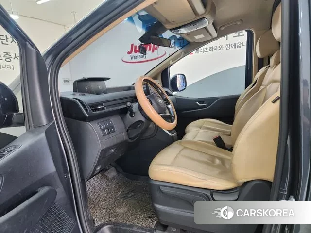 Hyundai Staria id 3301562 из Кореи 15