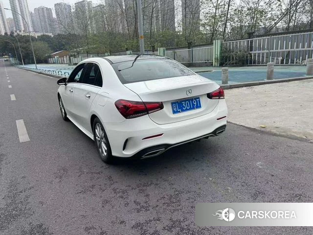 Mercedes-Benz Class A 2022 Белый из Китая, фото 5