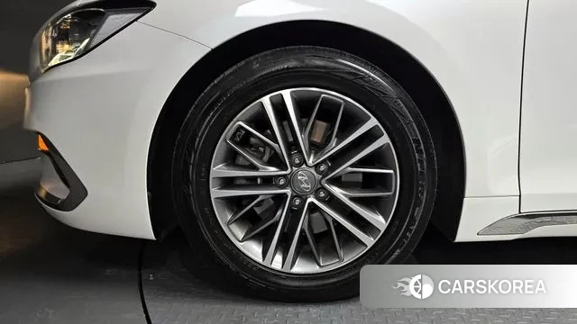 Hyundai Grandeur IG id 3039366 из Кореи 15