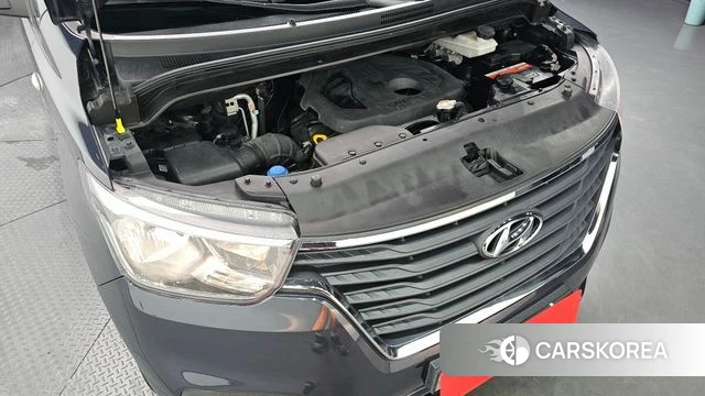 Hyundai The New Grand Starex id 4536546 из Кореи 25
