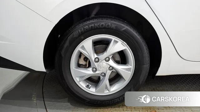 Hyundai Avante (CN7) id 2990154 из Кореи 15