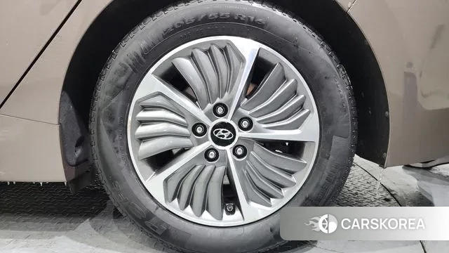 Hyundai The New Ionic Hybrid id 3598660 из Кореи 15