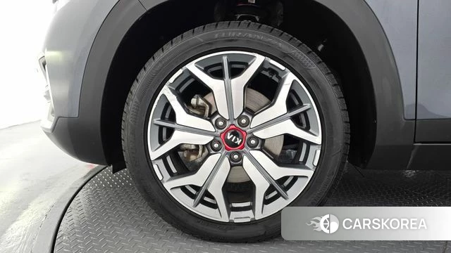 Kia Seltos id 4872907 из Кореи 25
