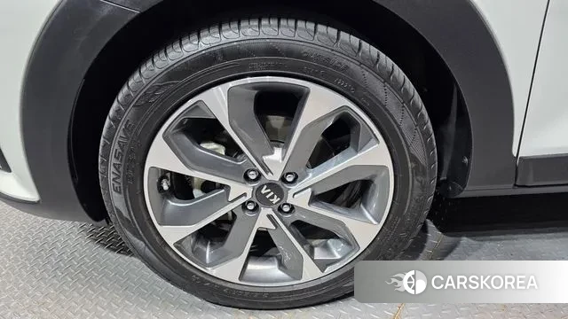 Kia Stonic id 3413411 из Кореи 15