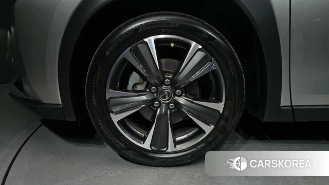 Lexus UX250h id 4595699 из Кореи 26