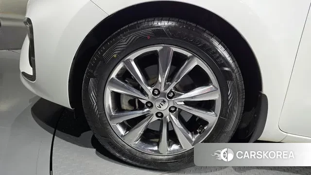 Kia The New Carnival id 3682498 из Кореи 15