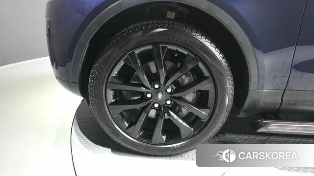 Land Rover Discovery 5 id 3941342 из Кореи 15