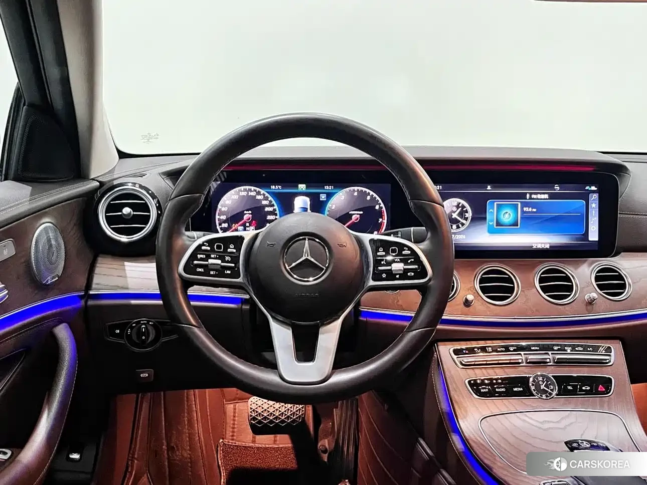 Mercedes-Benz E-Class id 4599787 из Китая 8