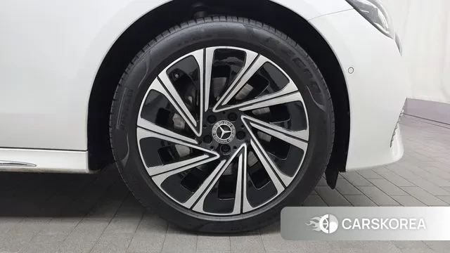 Mercedes-Benz E-Class W214 id 3523159 из Кореи 15